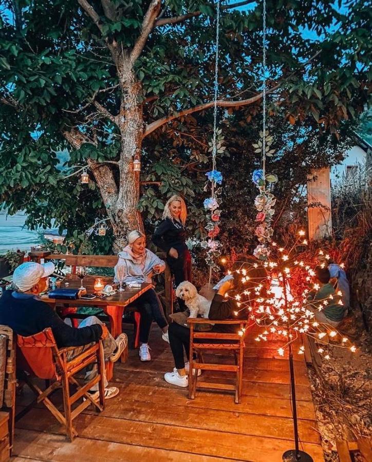 Cece'S Home Mavrovo Eksteriør bilde