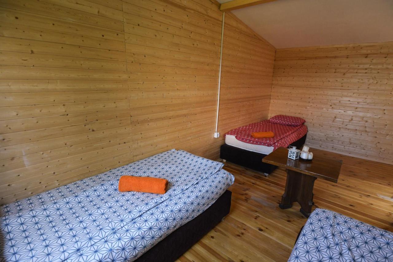 Cece'S Home Mavrovo Eksteriør bilde